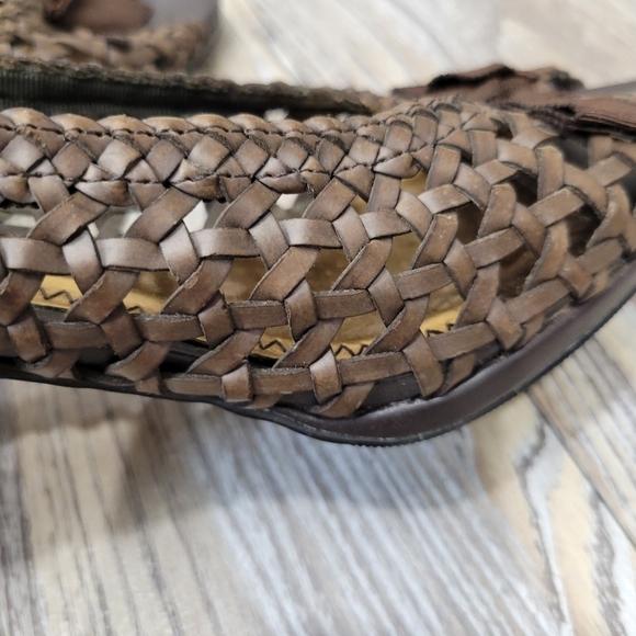 Bongo Woven Leather Heels Size 6.5 Brown - Picture 5 of 10